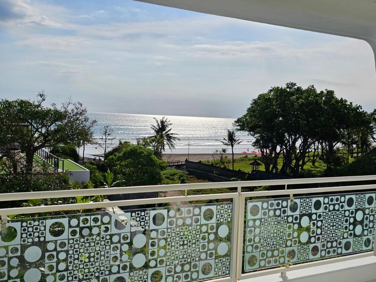Chill Hotel Seminyak 外观 照片