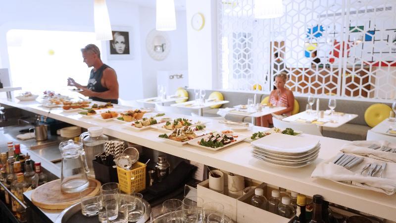 Chill Hotel Seminyak 外观 照片
